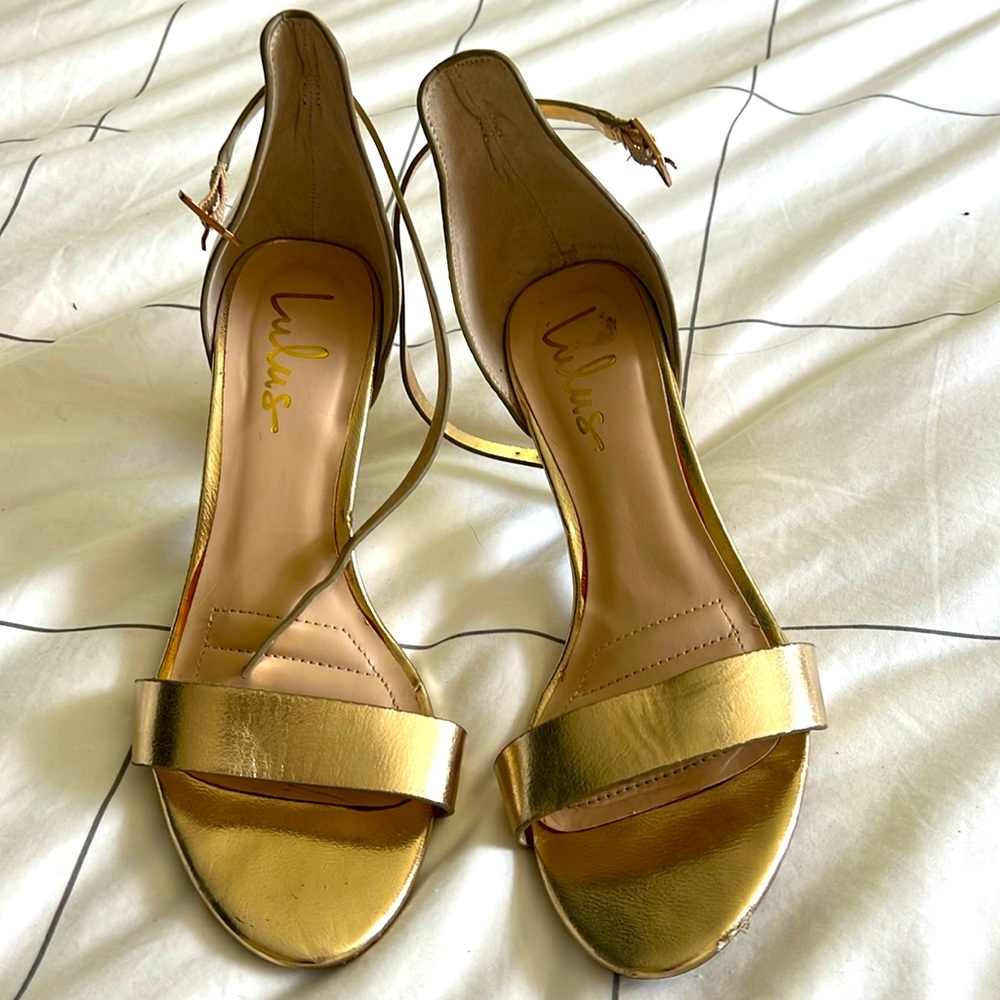 Lulus gold heels 3” heels